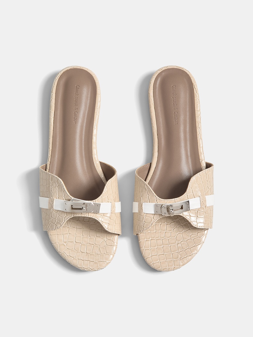 Commense Crocodile Pattern Buckle Slide Sandals